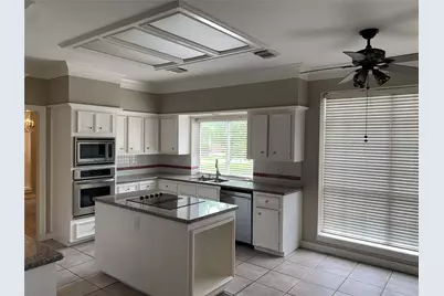 3207 Breckinridge Court, Missouri City, TX 77459 - Photo 10