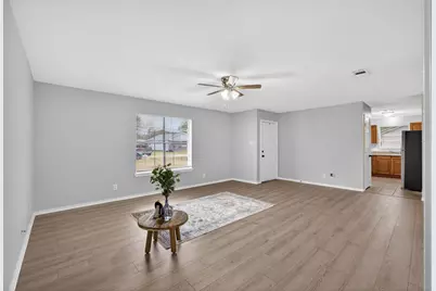 351 Dobbyn, Bridge City, TX 77611 - Photo 8