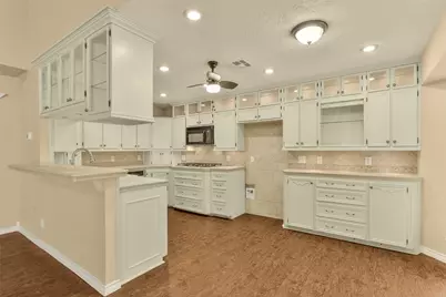 513 S Crockett Street, Deer Park, TX 77536 - Photo 10