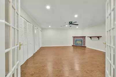 513 S Crockett Street, Deer Park, TX 77536 - Photo 16