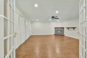 513 S Crockett St, Deer Park, TX 77536 - Photo 16
