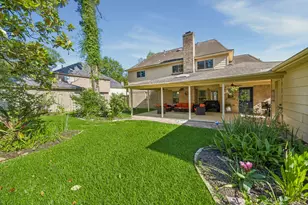7611 Heritage Pines Dr, Humble, TX 77346 - Photo 2