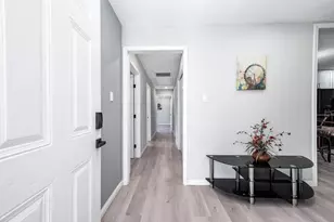 4356 Phlox St, Houston, TX 77051 - Photo 8