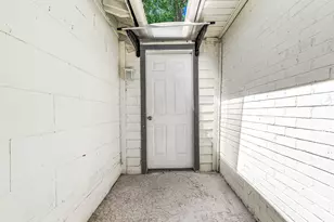 4356 Phlox St, Houston, TX 77051 - Photo 28