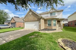 2322 Alcove Foster Ct, Fresno, TX 77545 - Photo 2