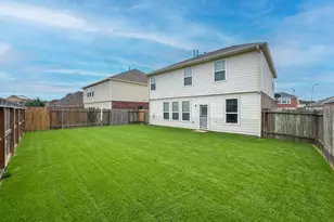 2322 Alcove Foster Ct, Fresno, TX 77545 - Photo 8