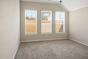 2229 Maple Point Dr N, Conroe, TX 77301 - Photo 4