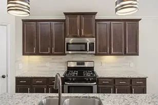 2229 Maple Point Dr N, Conroe, TX 77301 - Photo 14