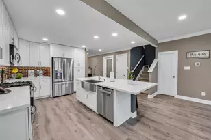 2403 Lakecrest Village Ct, Katy, TX 77493 - Photo 6