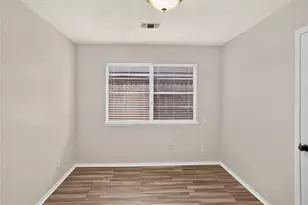 2408 Blueberry Ln, Pasadena, TX 77502 - Photo 18