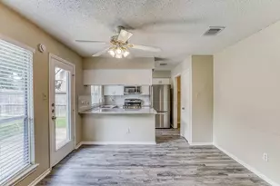 22006 Castle Springs Dr, Katy, TX 77450 - Photo 6