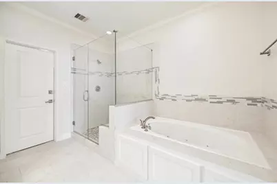 1230 W 25th Street #C, Houston, TX 77008 - Photo 16