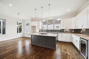 1230 W 25th St, Houston, TX 77008 - Photo 10