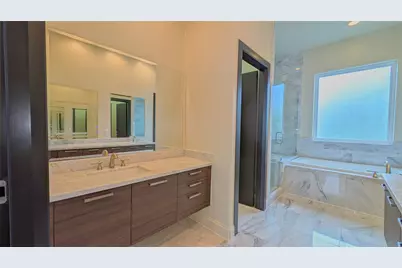 1844 Colquitt Street, Houston, TX 77098 - Photo 18