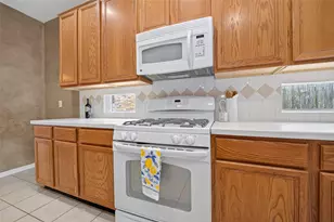 2419 Bay Hill Dr, Baytown, TX 77523 - Photo 16