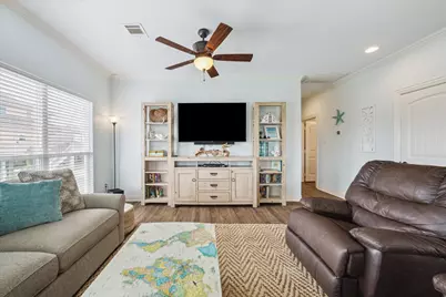 923 Tidelands Drive, Crystal Beach, TX 77650 - Photo 14