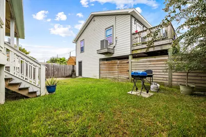 5219 Avenue Q, Galveston, TX 77551 - Photo 22