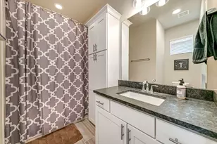 5916 Petty St, Houston, TX 77007 - Photo 18