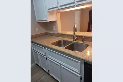 215 Post Office Street #701, Galveston, TX 77550 - Photo 4