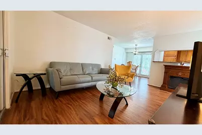 2744 Briarhurst Drive #18, Houston, TX 77057 - Photo 6