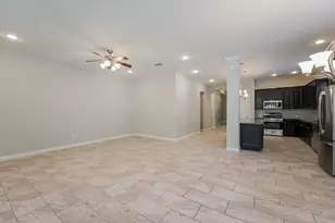 415 Rocky Briar Ct, Richmond, TX 77406 - Photo 4