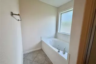 6650 Roberson St, Houston, TX 77085 - Photo 18