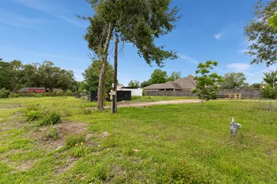 410 Spring Drive, Pasadena, TX 77504 - Photo 8