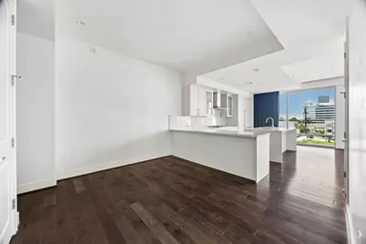 2047 Westcreek Lane #502, Houston, TX 77027 - Photo 4