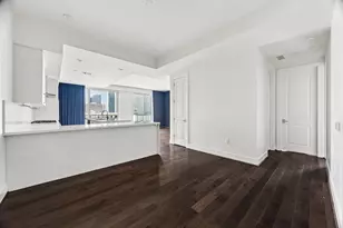 2047 Westcreek Ln, Houston, TX 77027 - Photo 2