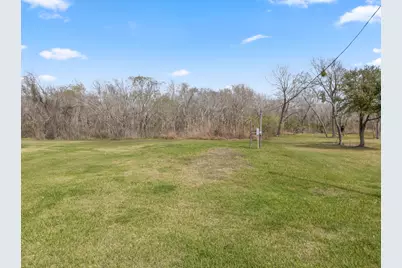 626 Cr 257, Matagorda, TX 77457 - Photo 10