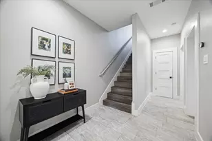 2108 Oatfield Dr, Houston, TX 77018 - Photo 4