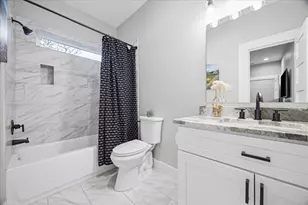 2108 Oatfield Dr, Houston, TX 77018 - Photo 14