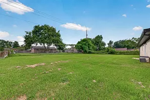 237 Burkett St, Richwood, TX 77531 - Photo 16