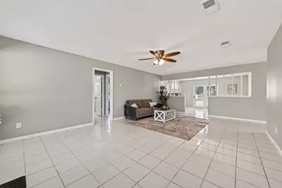 237 Burkett Street, Richwood, TX 77531 - Photo 8