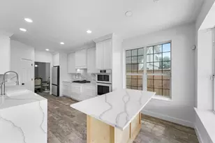 16007 Makayla Dr, Houston, TX 77049 - Photo 8