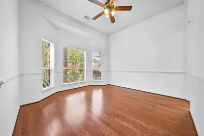 11 Griffin Hill Court, The Woodlands, TX 77382 - Photo 6