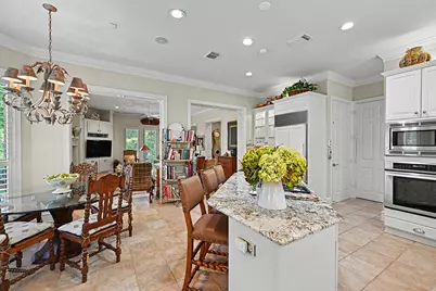 69 Wynden Oaks Drive, Houston, TX 77056 - Photo 12