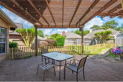 2203 Fairwater Park Drive, League City, TX 77573 - Photo 22