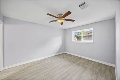 5507 Bertellis Lane, Houston, TX 77091 - Photo 22