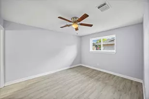 5507 Bertellis Ln, Houston, TX 77091 - Photo 22