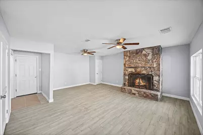 5507 Bertellis Lane, Houston, TX 77091 - Photo 6