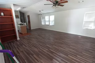 172 Walters St, Livingston, TX 77351 - Photo 6