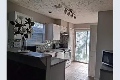 916 Littleport Lane, Channelview, TX 77530 - Photo 10