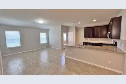 4019 Spurwing Lane, Baytown, TX 77521 - Photo 4