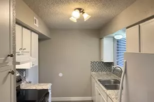6701 Sands Point Dr, Houston, TX 77074 - Photo 18