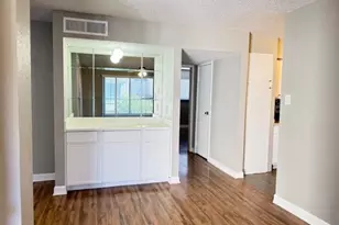 6701 Sands Point Dr, Houston, TX 77074 - Photo 6