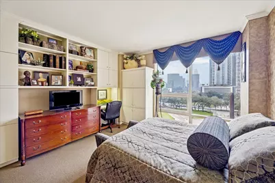 5100 San Felipe Street #74, Houston, TX 77056 - Photo 10