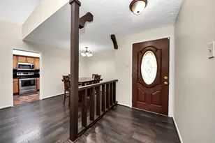 16338 Hunting Dog Ct, Houston, TX 77489 - Photo 2