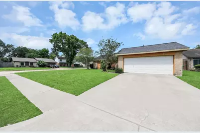 16338 Hunting Dog Court, Houston, TX 77489 - Photo 30