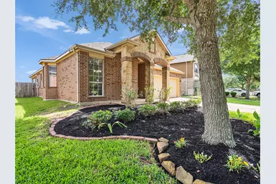 12916 Southern Valley Drive, Pearland, TX 77584 - Photo 2